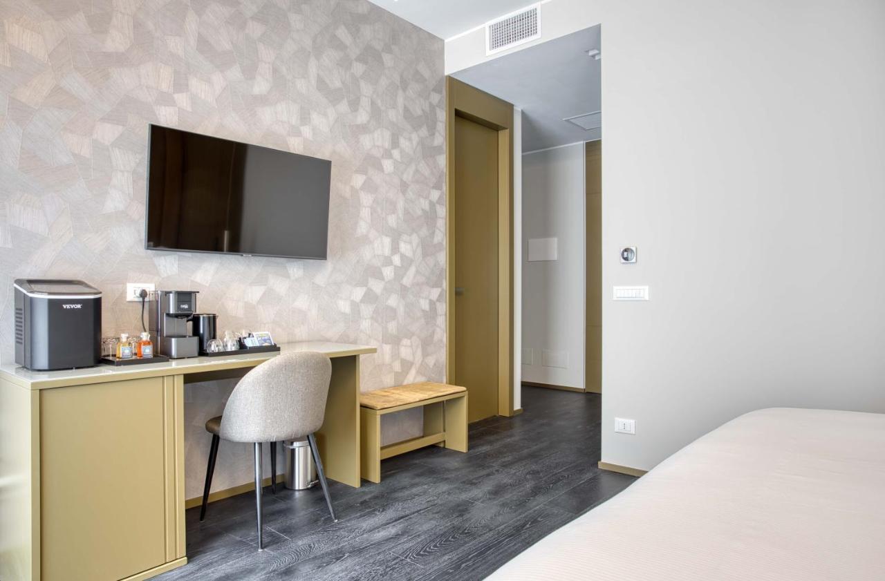 Le Suite Del Corso The Smart Boutique Aparthotel By Ospitami Milano Dış mekan fotoğraf
