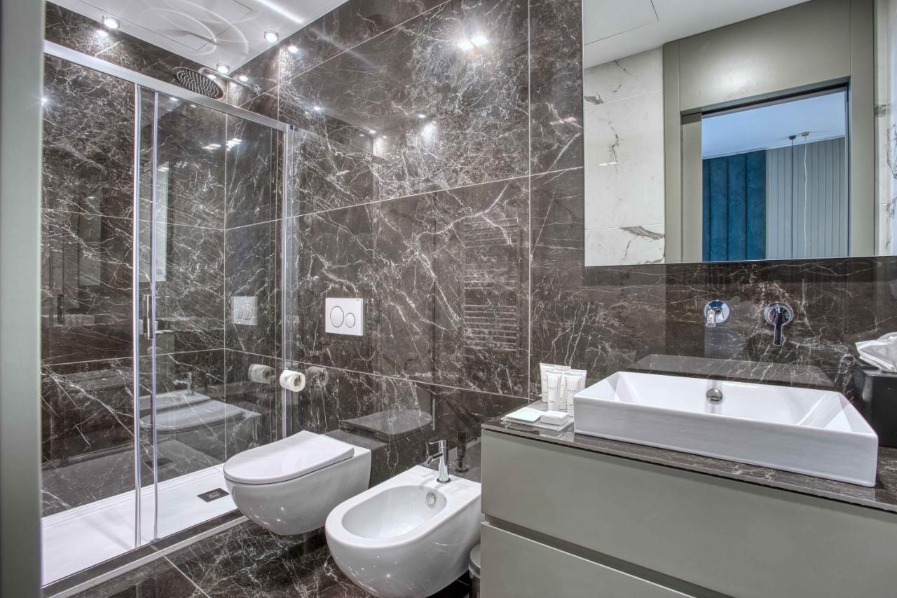 Le Suite Del Corso The Smart Boutique Aparthotel By Ospitami Milano Dış mekan fotoğraf