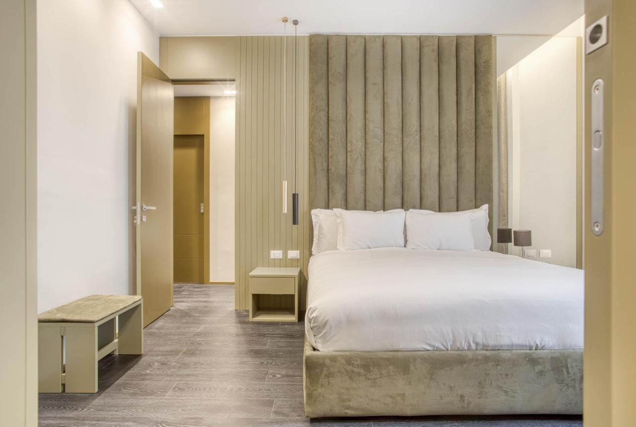 Le Suite Del Corso The Smart Boutique Aparthotel By Ospitami Milano Dış mekan fotoğraf